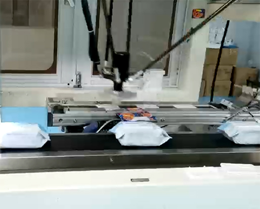 客戶之聲！見證品質(zhì)魅力！浙江客戶一次性購買2條20道濕巾生產(chǎn)機(jī)器