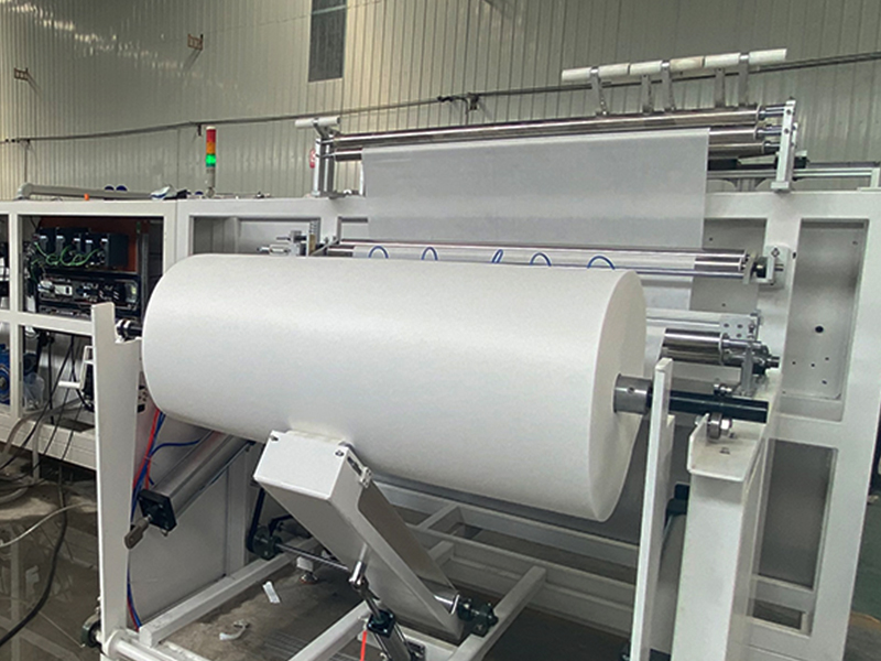 全自動(dòng)6道濕巾機(jī)