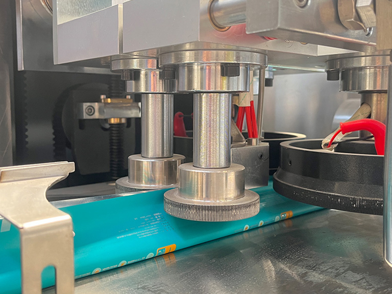 單片背封濕巾機